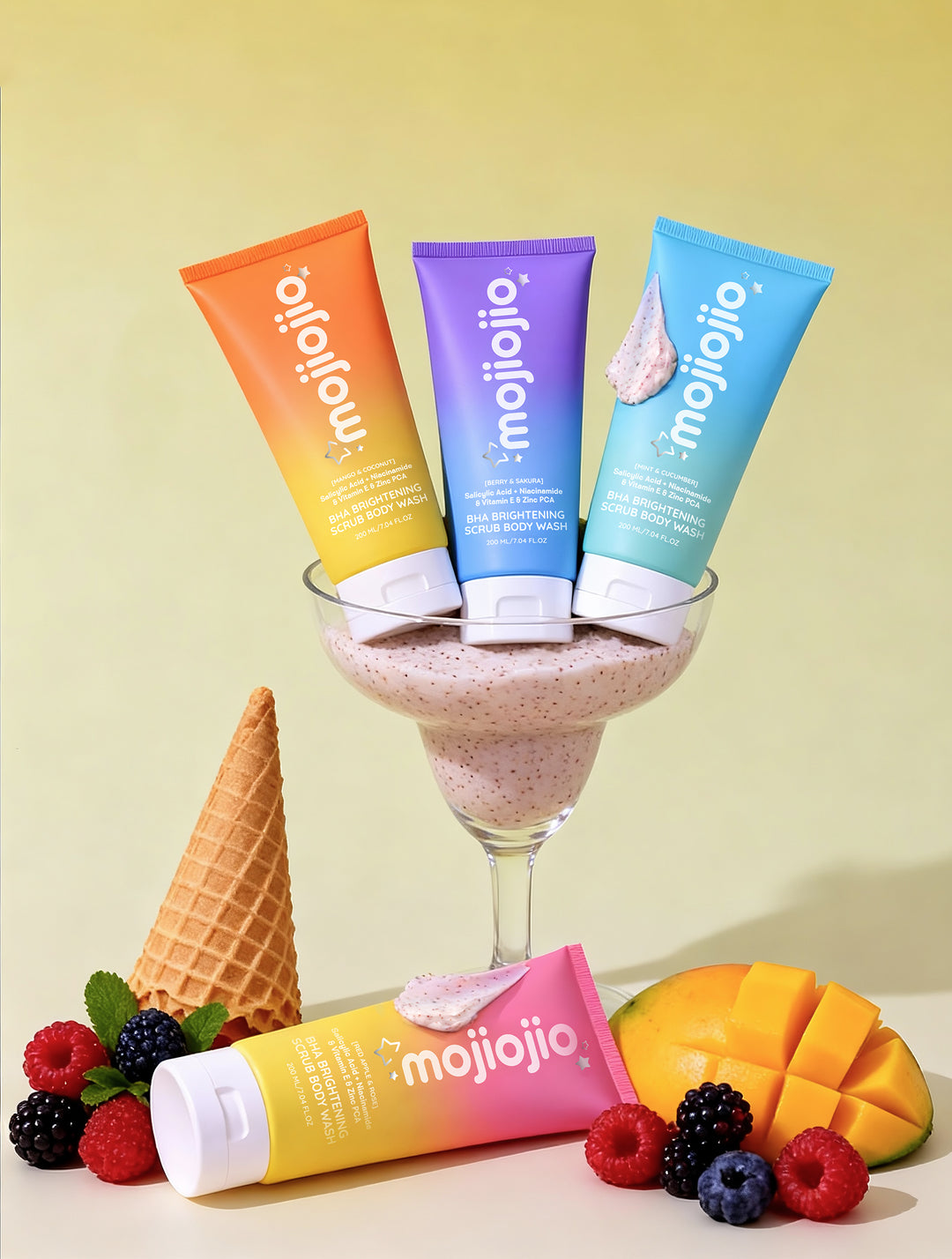 Mojiojio Beauty Berry & Sakrua BHA Brightening Scrub Body Wash 220g